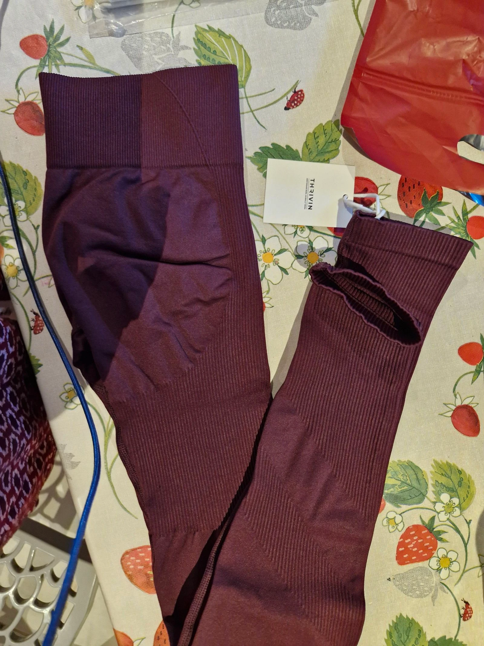 Legging thrivin taille s new purple neuf